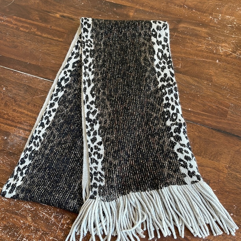 Winter Scarf - Leopard Metallic